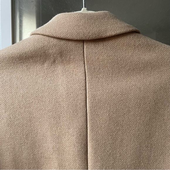 Everlane The Cocoon Coat in Camel - Picture 6 of 7